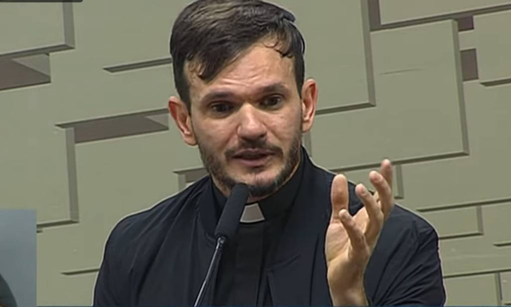 O padre que criticou apostas online em CPI das Bets