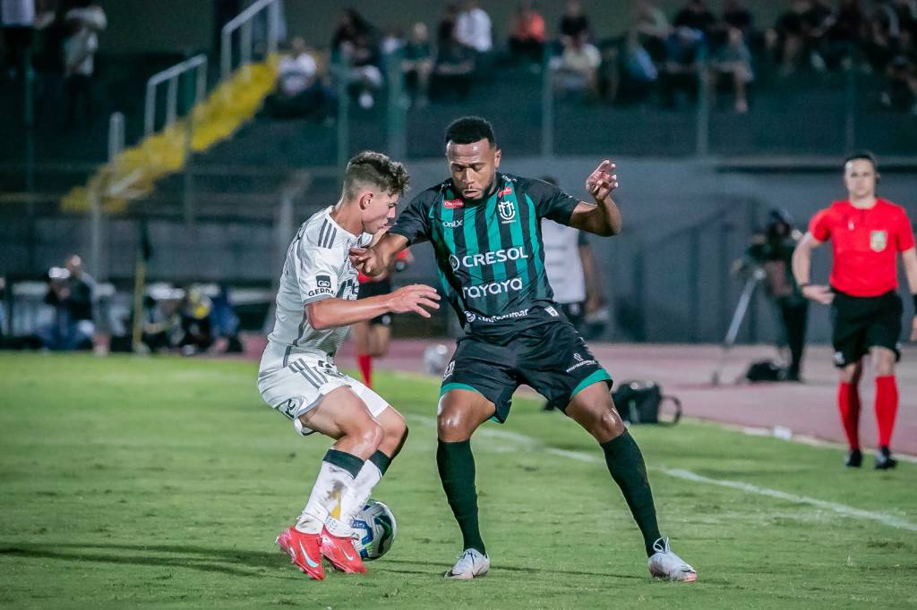 Como Maringá respondeu ao pênalti não marcado contra Atlético-MG