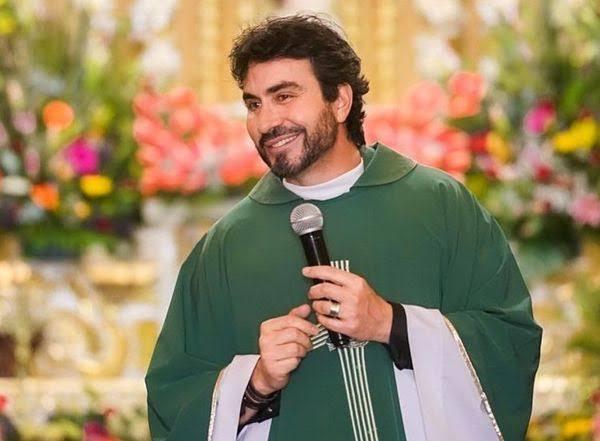 Padre Fábio de Melo revela doença rara: entenda o diagnóstico