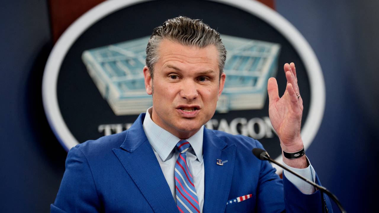ARLINGTON, VIRGINIA - JUNE 26: U.S. Defense Secretary Pete Hegseth speaks during a news conference at the Pentagon on June 26, 2025 in Arlington, Virginia. The Department of Defense top officials gave an update after three Iranian nuclear facilities were struck by the U.S. military last weekend and Iran countered by launching missiles at Al Udeid Air Base in Doha, Qatar. Andrew Harnik/Getty Images/AFP (Photo by Andrew Harnik / GETTY IMAGES NORTH AMERICA / Getty Images via AFP)
