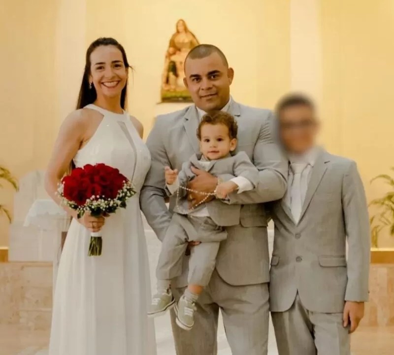 Adolescente acusado de matar pais e irmão de 3 anos já está internado.