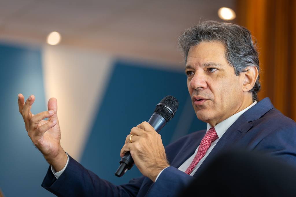 “Essas medidas não machucam ninguém”, diz Haddad sobre aumento de impostos