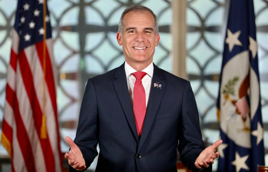 Ex-prefeito de Los Angeles é nomeado embaixador para diplomacia climática global rumo à COP30