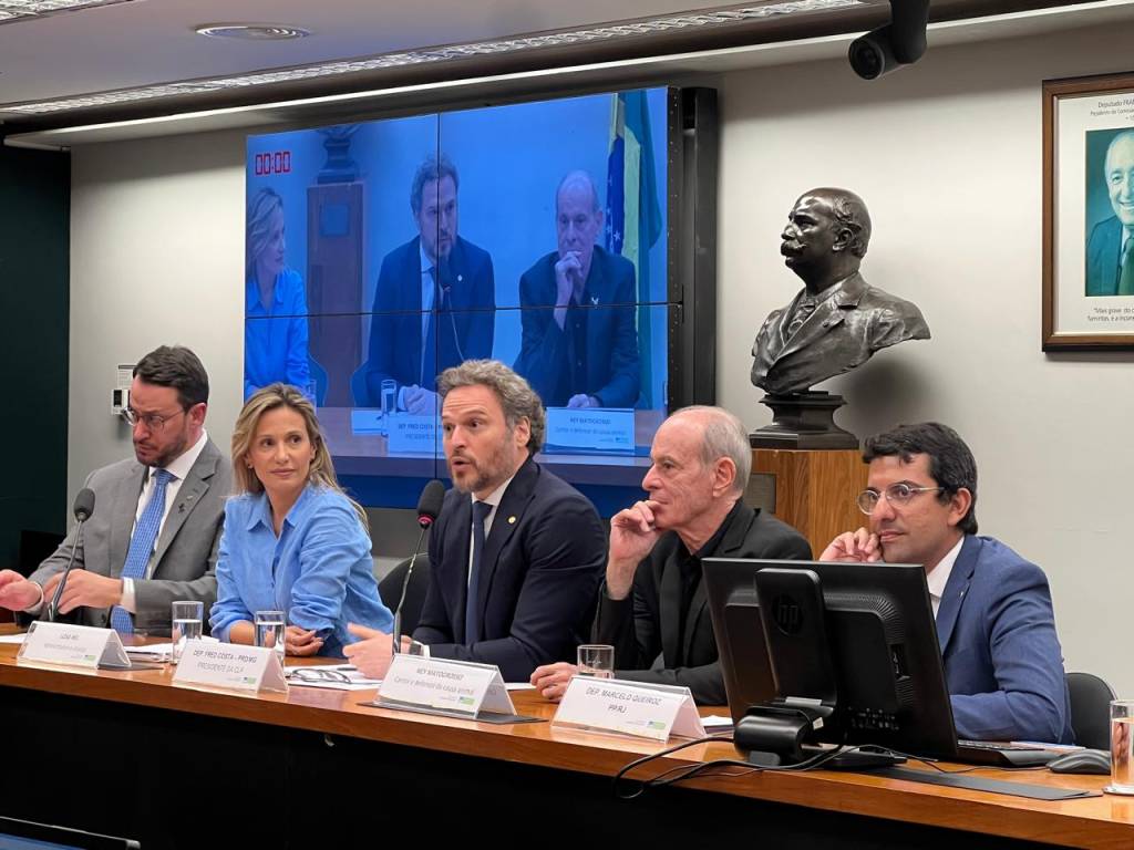 A promessa de Lula a Ney Matogrosso no Palácio do Planalto