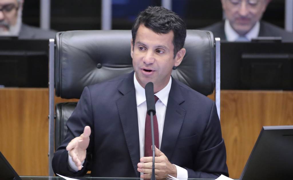 Líder do Centrão diz que MP de Lula sobre o IOF não deve ser aprovada