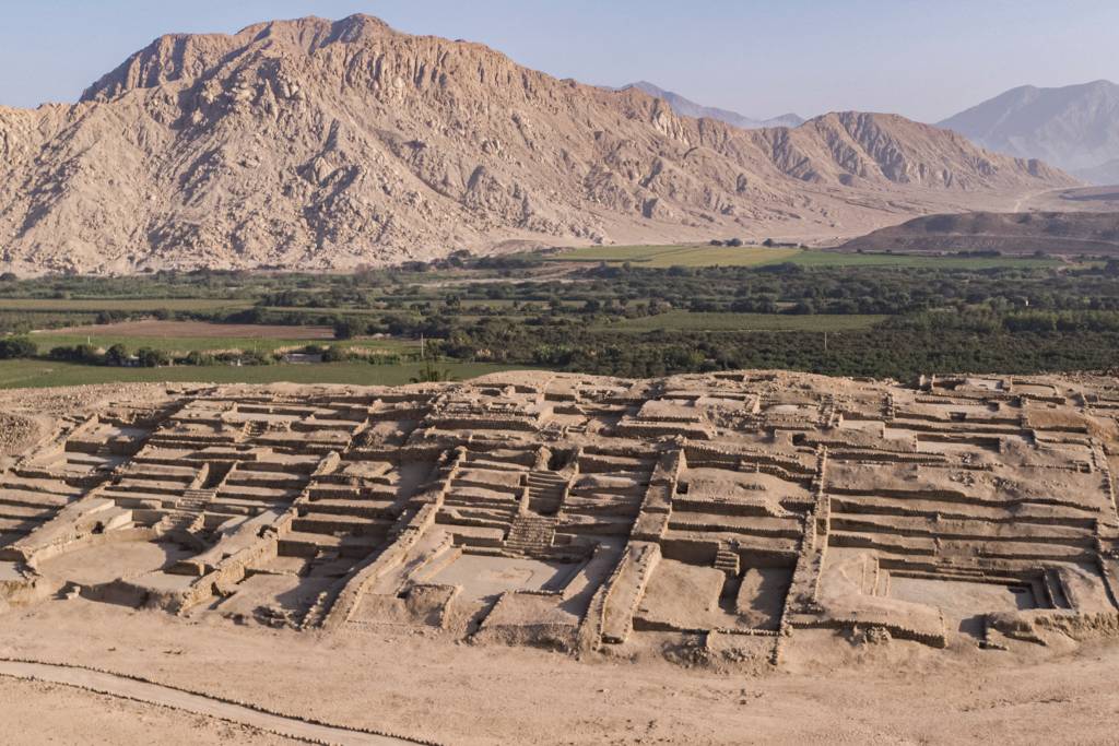 Peru descobre complexa cidade pré-histórica mais antiga que Machu Picchu