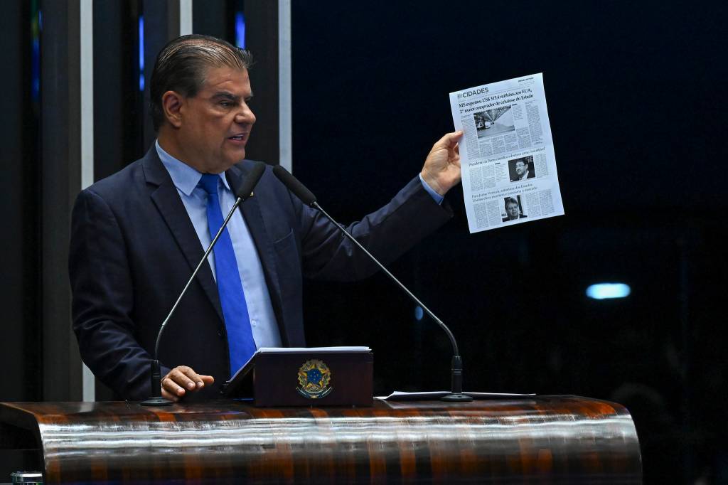 Empresários americanos ignoram Eduardo e ajudam senadores brasileiros