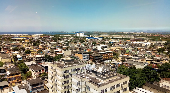 Deputados conseguem liminar na justiça para suspender celetização da educação em Duque de Caxias