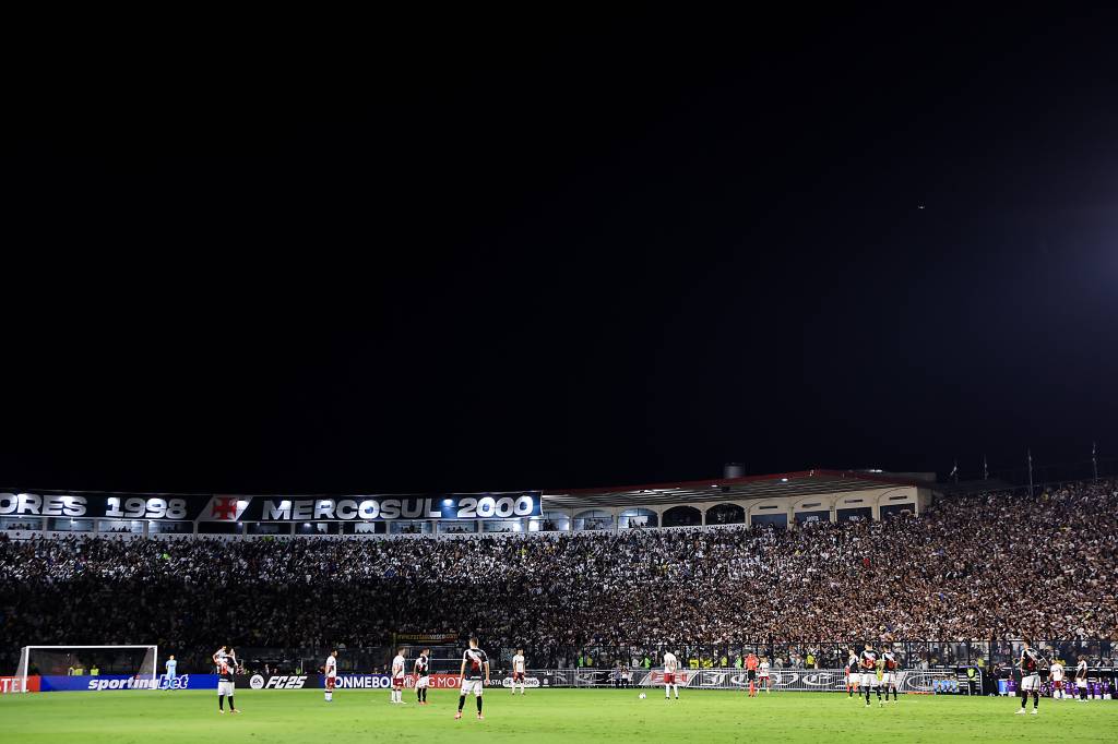 Jogos de hoje, terça, 22: onde assistir futebol ao vivo e horários