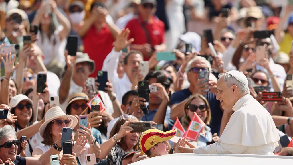 Carta ao Leitor: Fé na informação