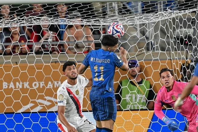 Manchester City v Al Hilal – 2025 FIFA Club World Cup ORLANDO, UNITED STATES - JUNE 30: Marcos Leonardo (11) of Al Hilal scores a goal during the FIFA Club World Cup 2025 round of 16 match between Manchester City and Al-Hilal at Camping World Stadium on June 30, 2025 in Orlando, Florida, United States. (Photo by Waleed Zein/Anadolu via Getty Images)