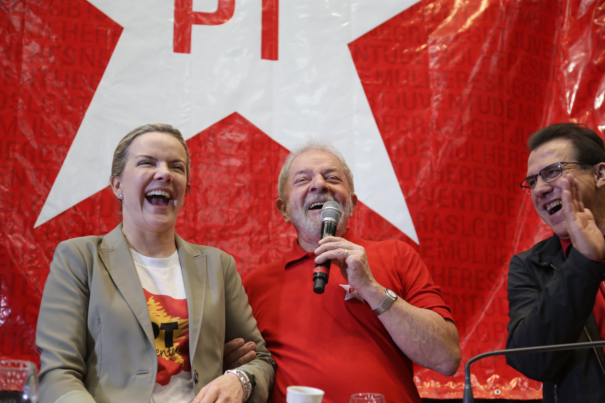 Gleisi Hoffmann, ex-presidente do PT, e Luiz Inácio Lula da Silva, principal nome do partido