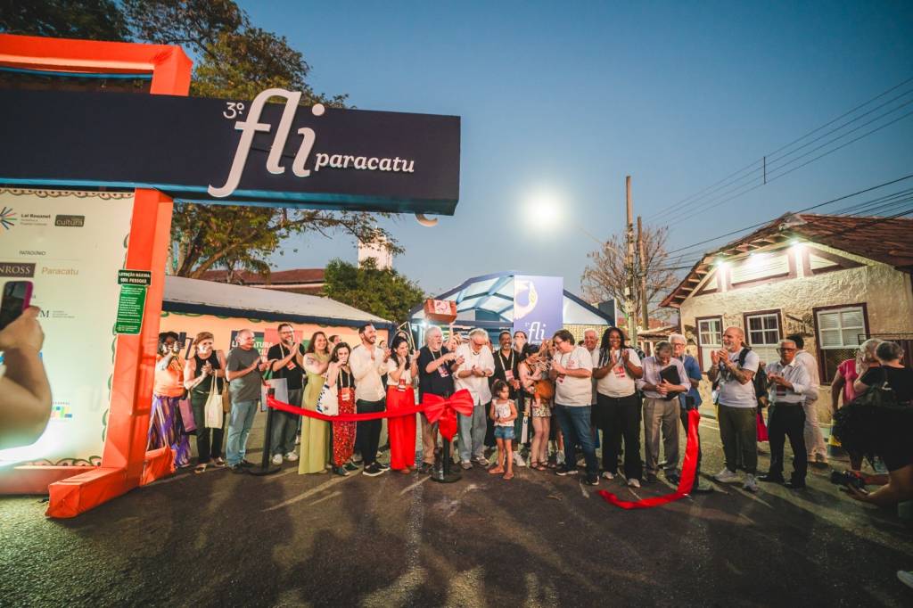 A encruzilhada literária no 3º Fliparacatu