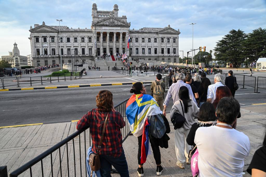 Com aprovação da Câmara, Uruguai avança com lei para legalizar eutanásia
