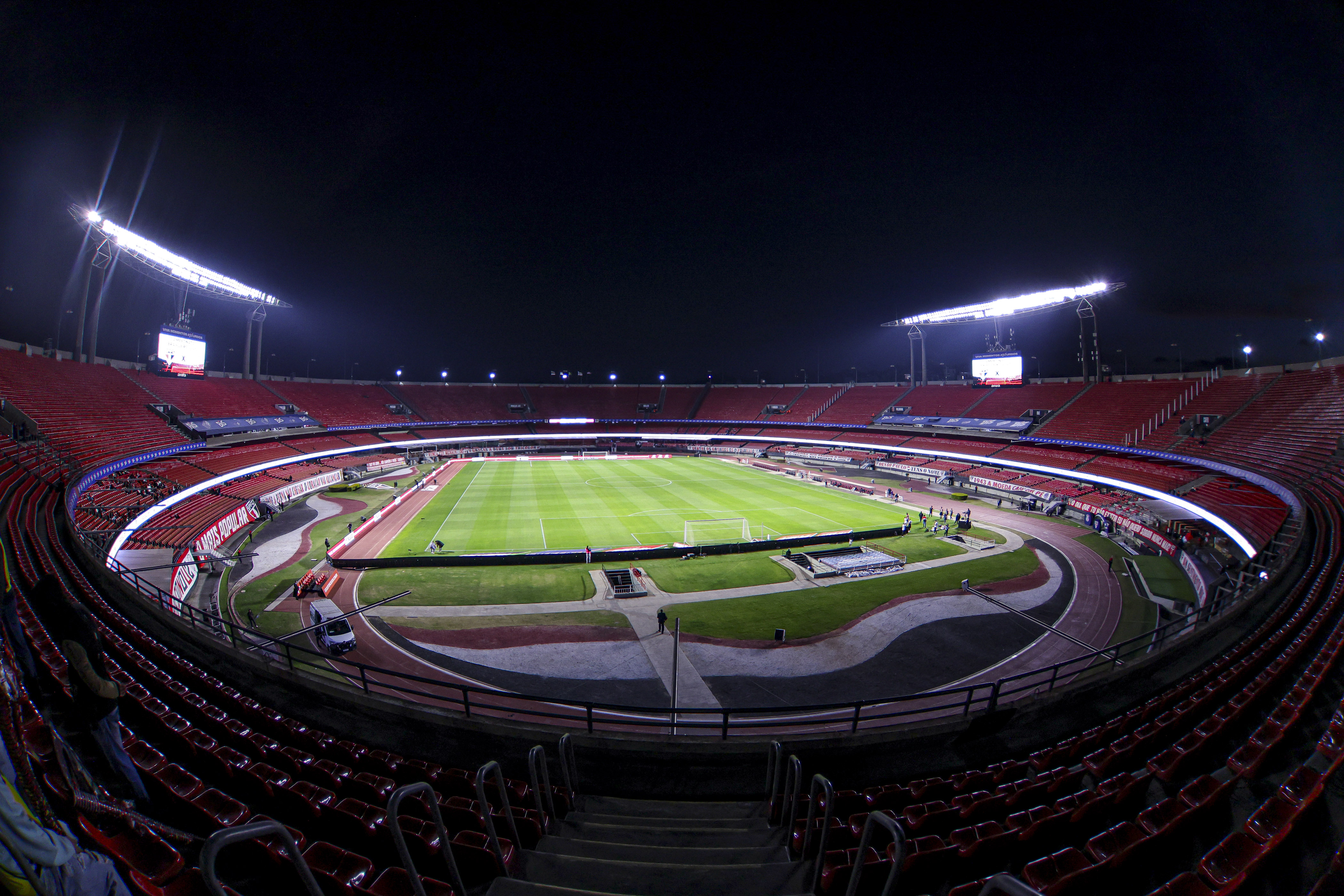 Jogos de hoje, sábado, 17 de outubro: onde assistir futebol ao vivo e horários