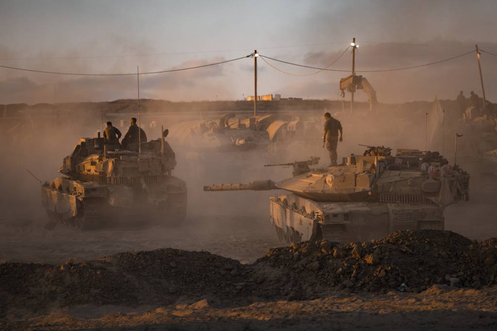 Israel inicia tomada da Cidade de Gaza sob racha interno e pressão internacional