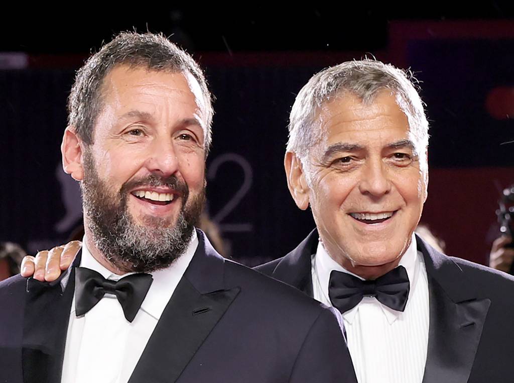 Adam Sandler sobre ser ‘empregado’ de Clooney: ‘ele me paga em Nescafés’