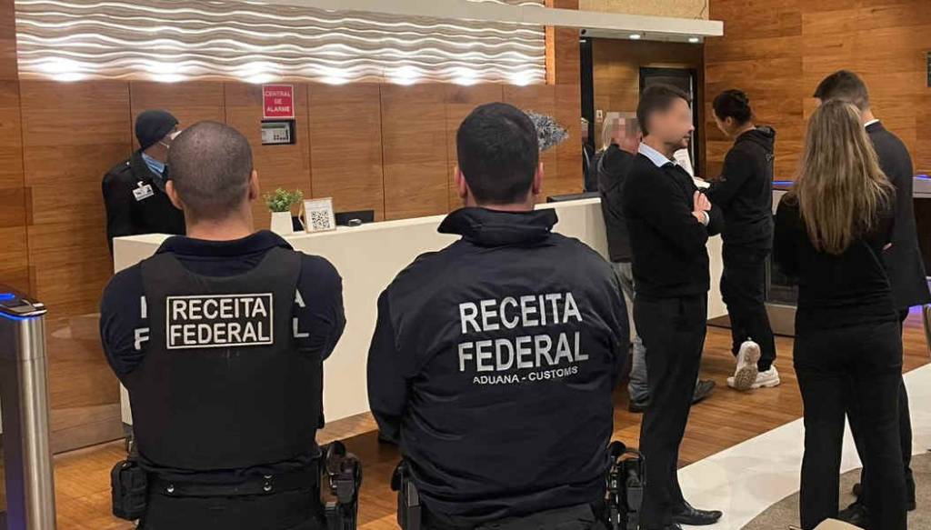 Receita Federal lança operação mirando fraudes na importação de combustíveis