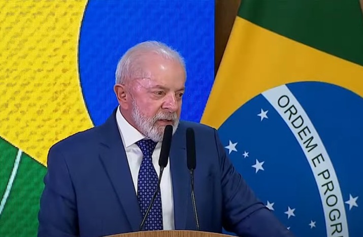 Lula se recupera com reação à dupla Trump-Bolsonaro e queda na queixa com alimentos