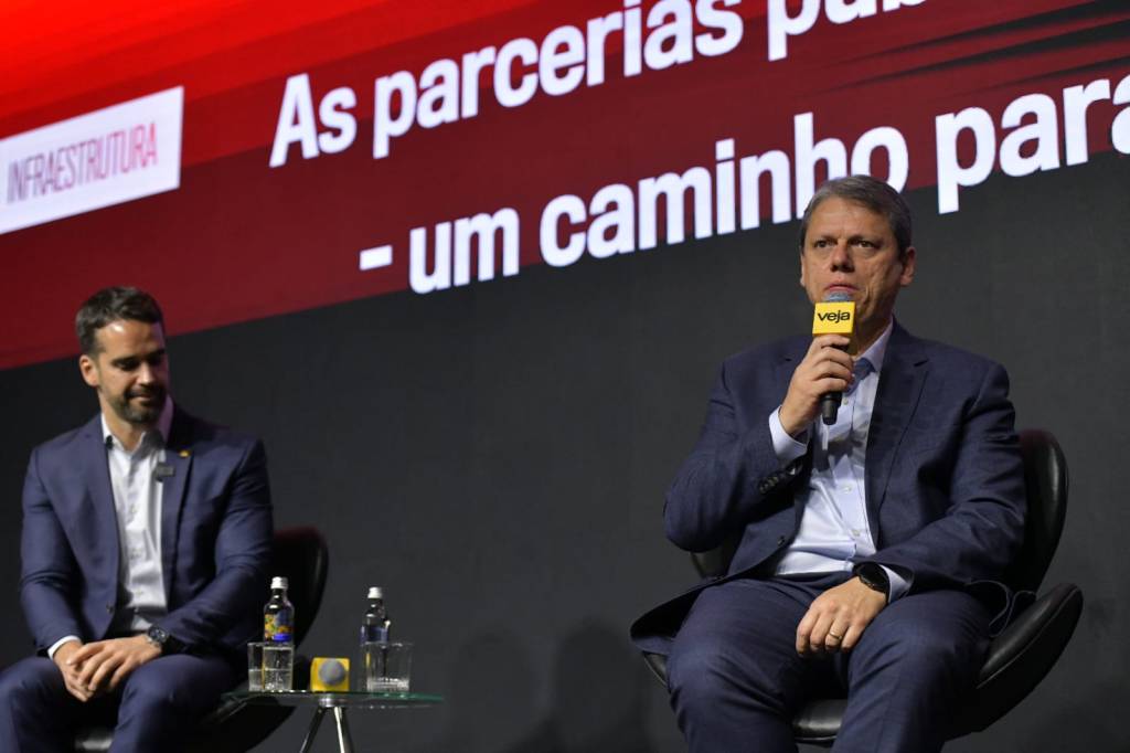 Tarcísio anuncia obras e fundo para garantir resiliência hídrica em São Paulo