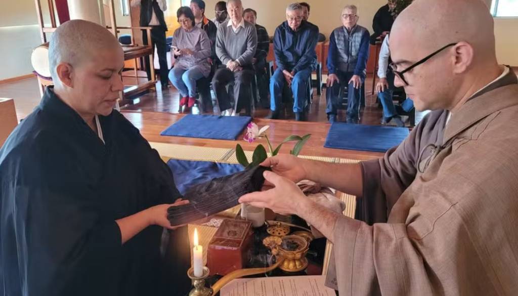 A baiana que se tornou primeira monja afro indígena de linhagem japonesa