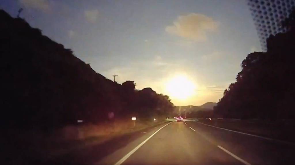 Asteroide provoca bola de fogo nos céus do Japão; assista