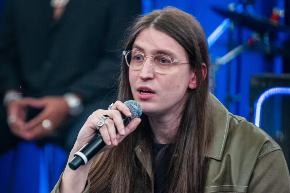 Felca concede entrevista no Altas Horas, da TV Globo