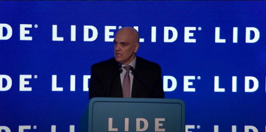 Normalidade institucional e democrática não significa calmaria, diz Moraes