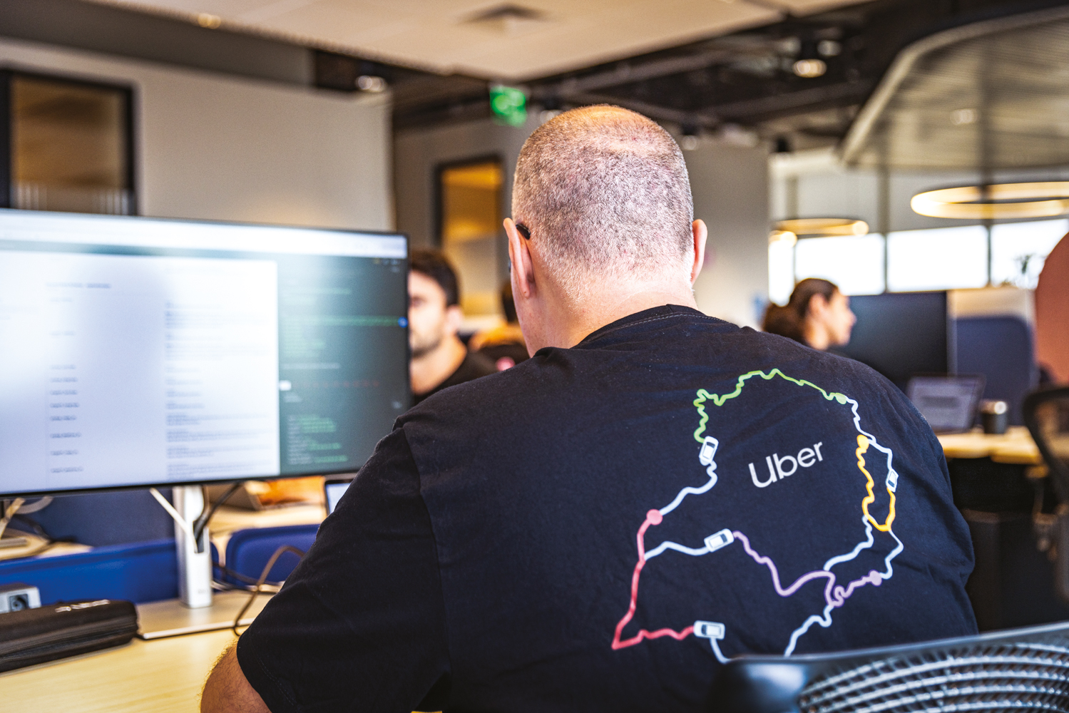 Escrit&oacute;rio da Uber: planos de contratar 200 profissionais de tecnologia no Brasil em 2026