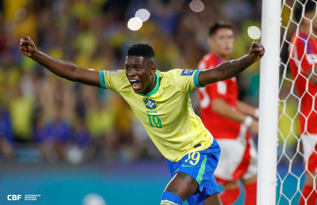 Vitória da Seleção no Maracanã marca renovação conduzida às pressas por Ancelotti