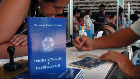 CARTEIRA-DE-TRABALHO
