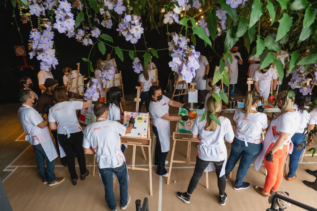 O boom das vivências corporativas que unem trabalho e diversão