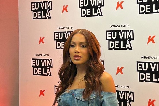 O que levou Anitta a deixar Estados Unidos e voltar ao Brasil