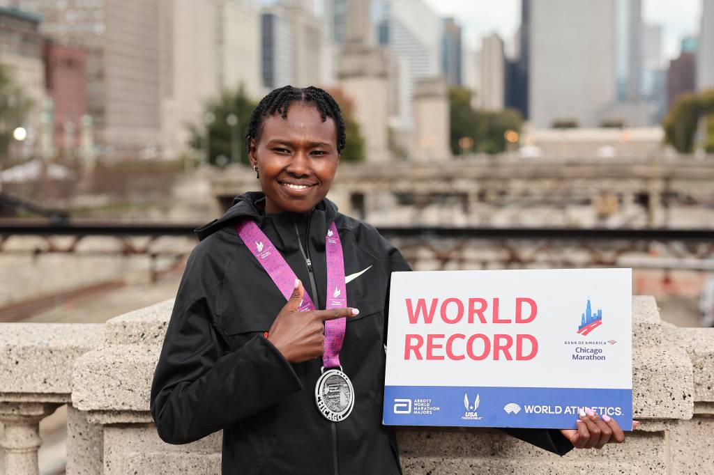 Pega no doping, recordista mundial de maratona Ruth Chepngetich é suspensa por três anos