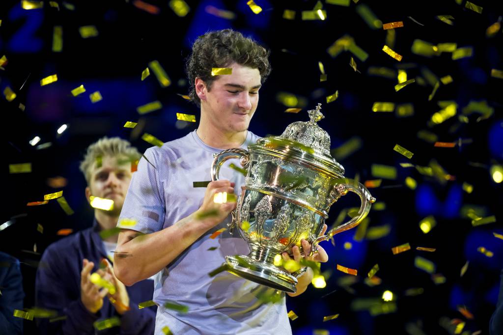 Quanto João Fonseca já acumulou em prêmios ao longo de sua curta carreira