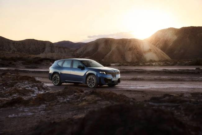 BMW iX3, outro carro apontado pela Time como uma das grandes invenções de 2025