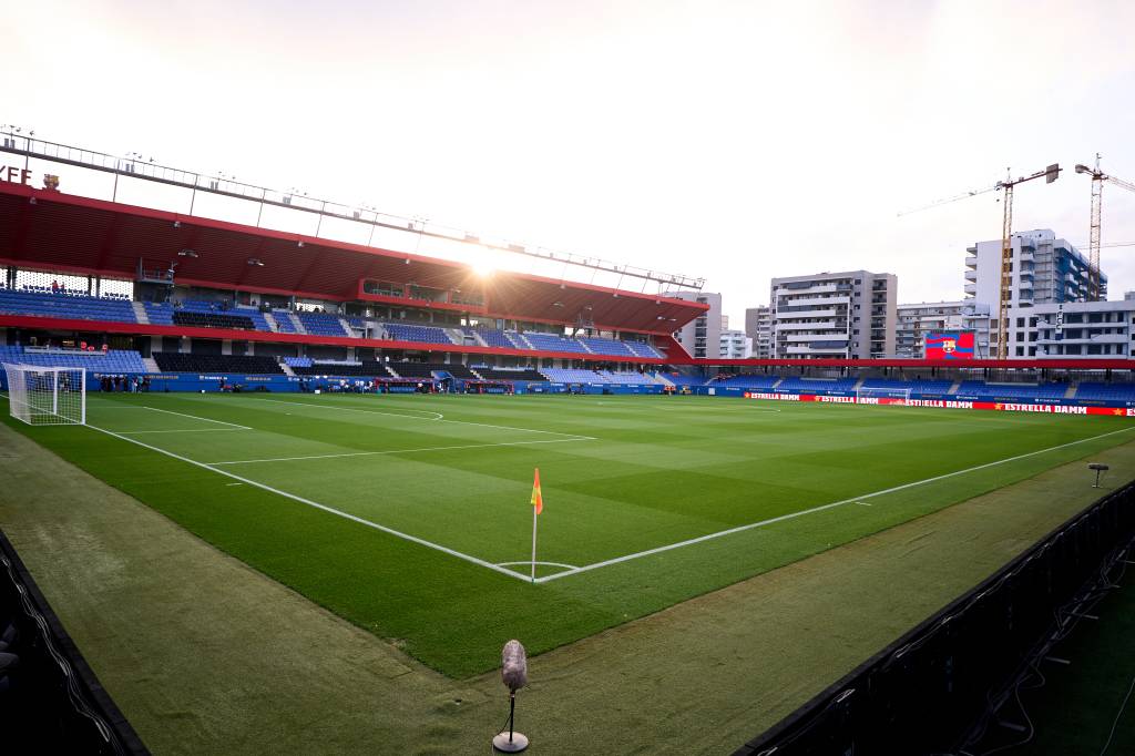 Barcelona x Bayern: onde assistir, horário e escalações