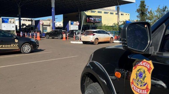 Devedor de pensão alimentícia é preso tentando fugir para a Europa