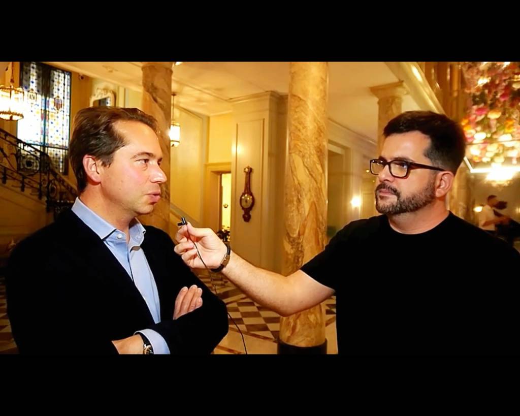 A vista do hotel suíço que serviu de fonte de inspiração para artistas