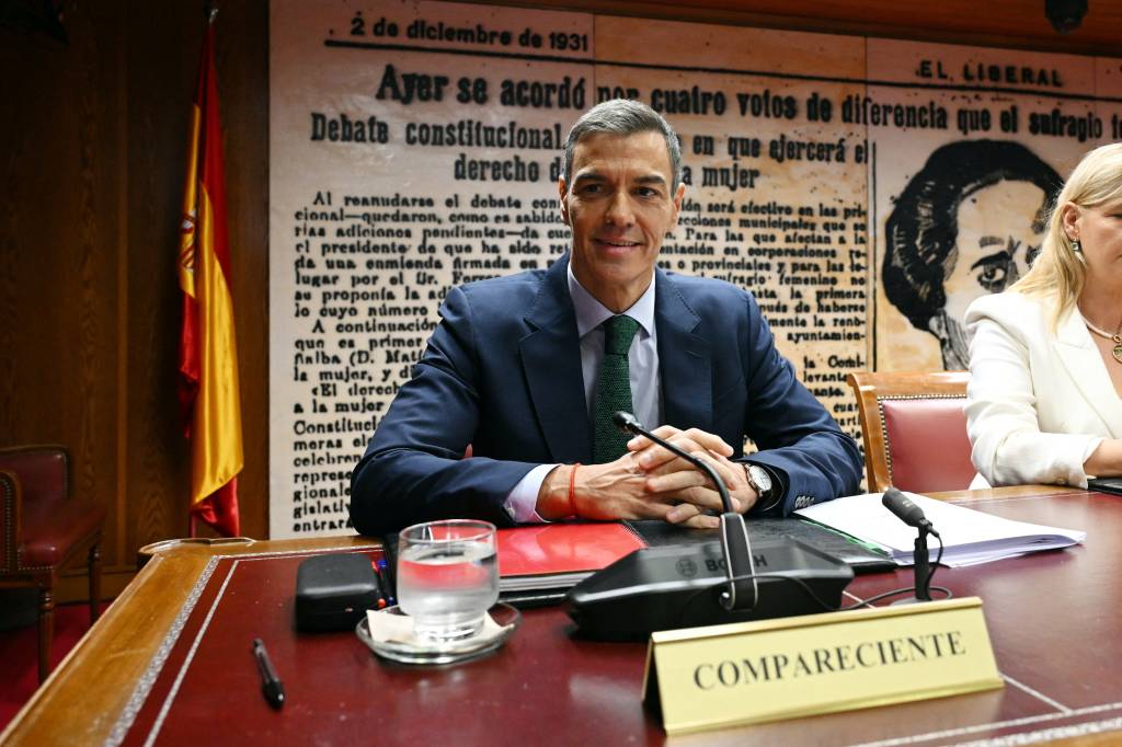 Espanha concede cidadania a descendentes de estrangeiros que combateram franquismo