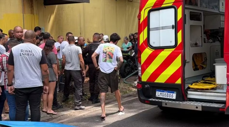 Tentativa de assalto deixa PM e mais dois homens baleados em Botafogo, na Zona Sul do Rio