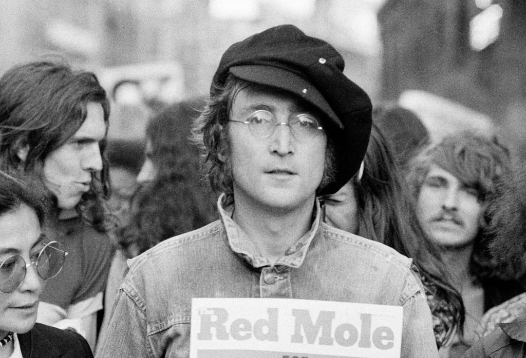 Filme revelará entrevista concedida por John Lennon no dia de sua morte