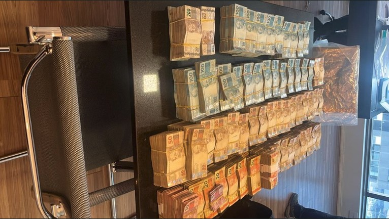 PF mira esquema de fraudes em licitação e cumpre mandados em três estados