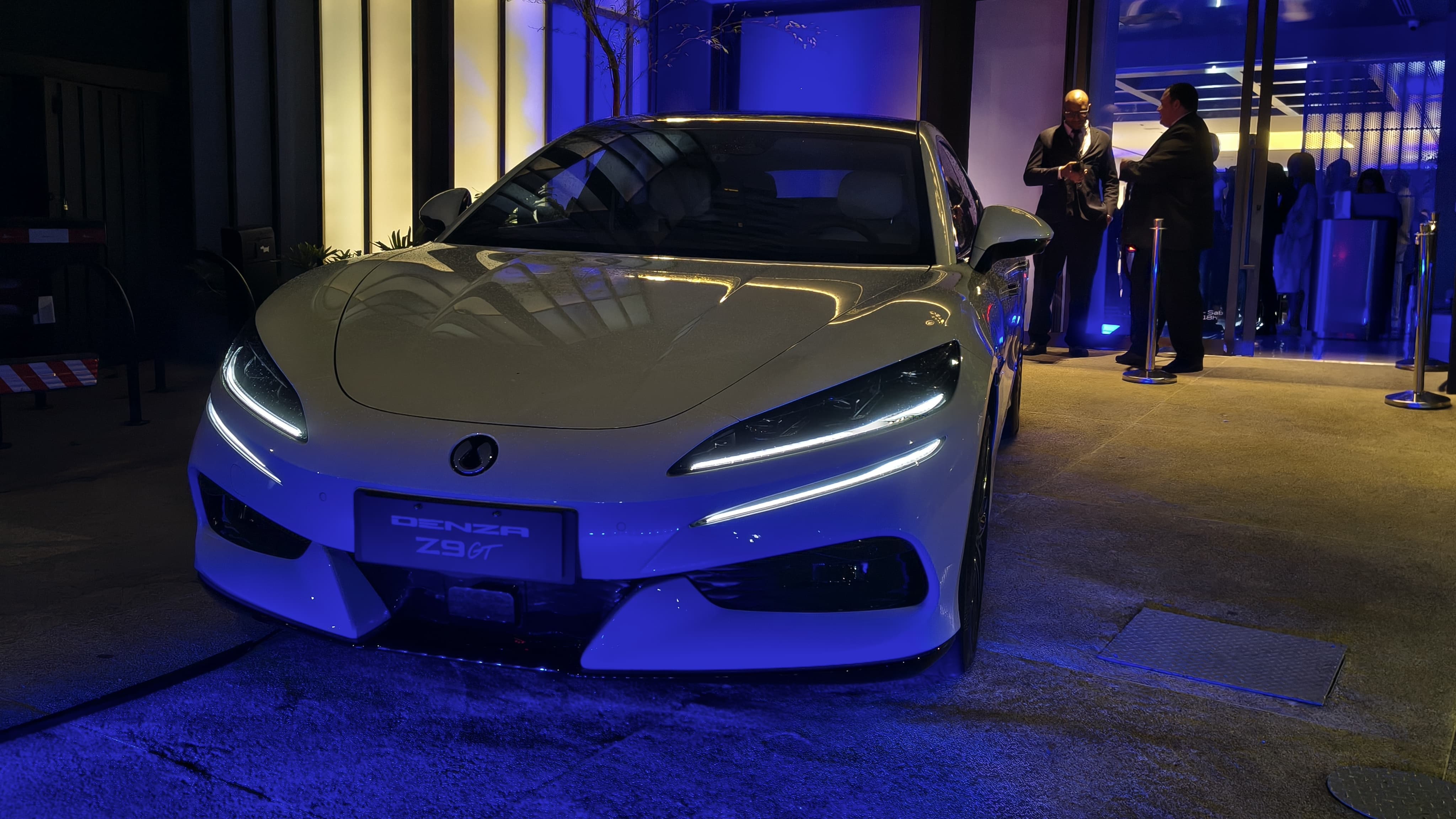 Denza Z9GT será o segundo carro da marca de luxo da BYD no Brasil