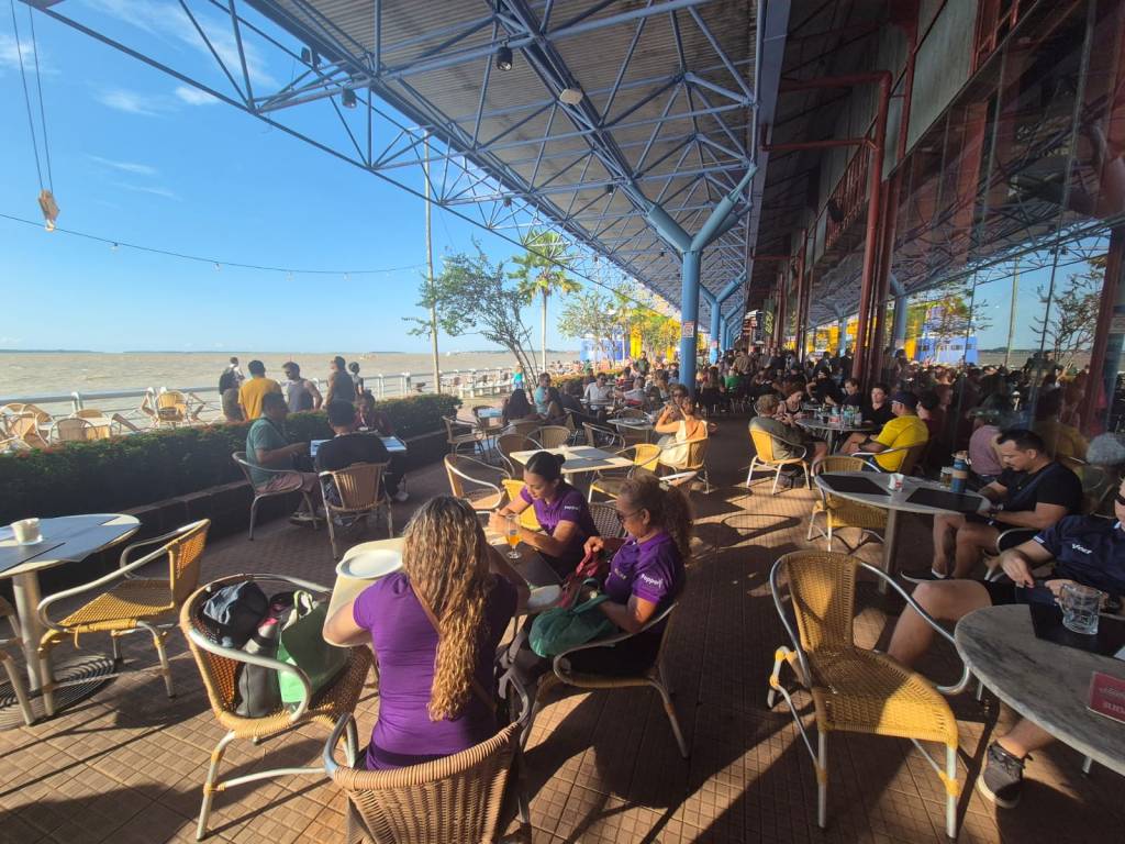 Polarização em torno dos preços da comida na COP30 não reflete realidade de Belém