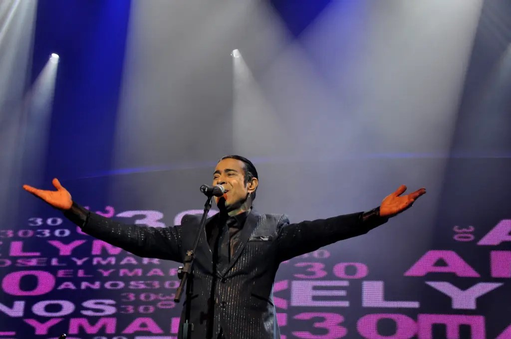 Astro da MPB confessa ter feito sexo em troca de dinheiro