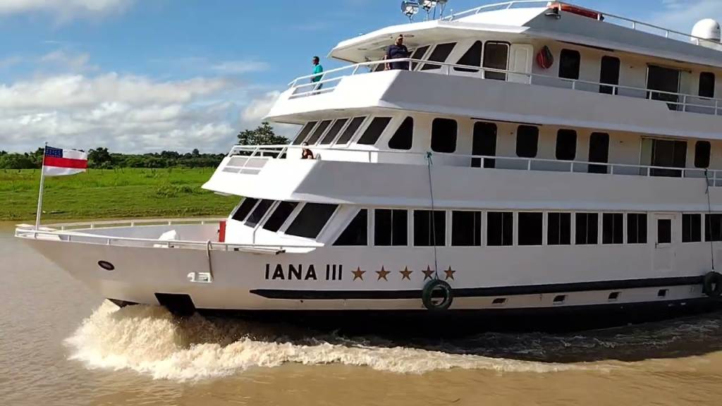 Os dias de Lula no iate em Belém: polêmica, falta de transparência e nada de banho de rio