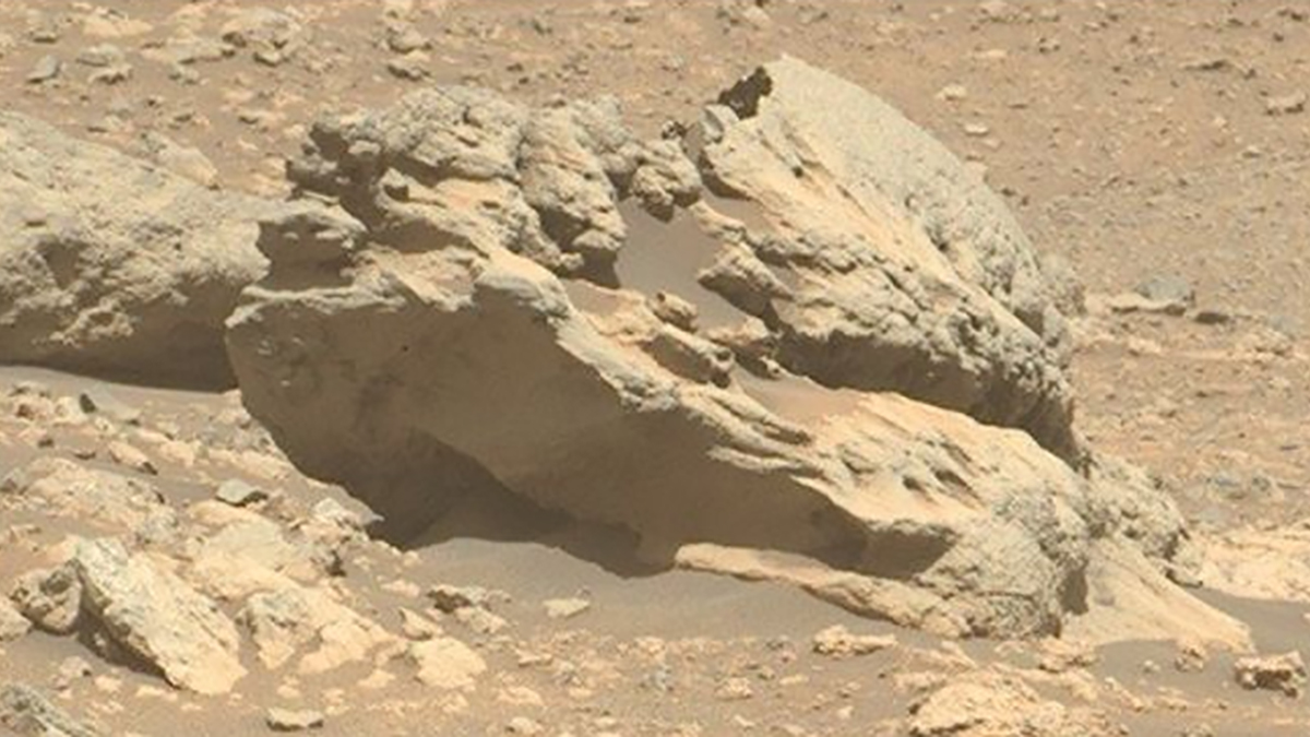 Rover da Nasa Descobre em Marte rocha que teria se formado fora do planeta
