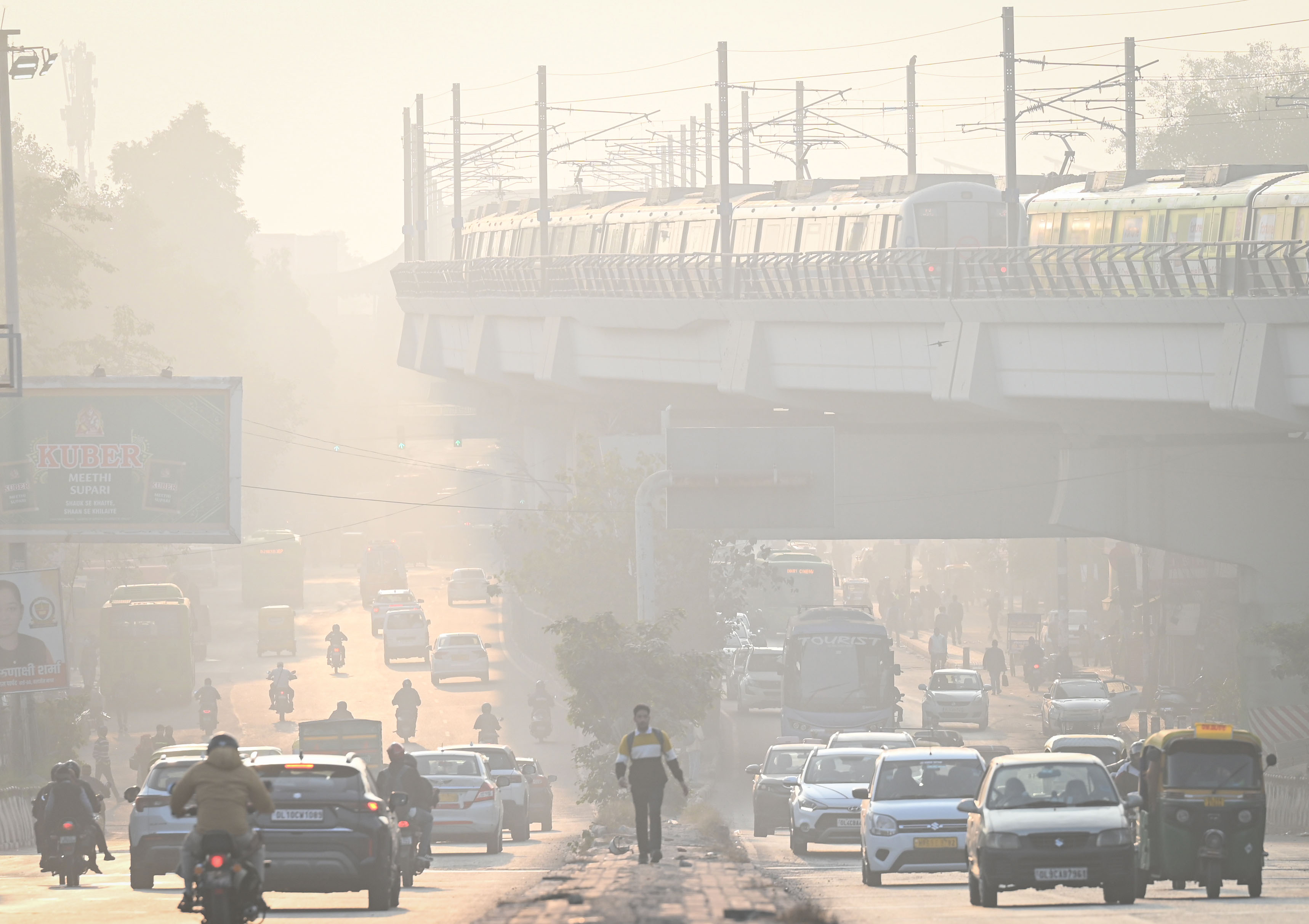 Maioria das estações de monitoramento registrou Índice de Qualidade do Ar (IQA) entre 350 e 400, classificando as condições como “muito ruins”
