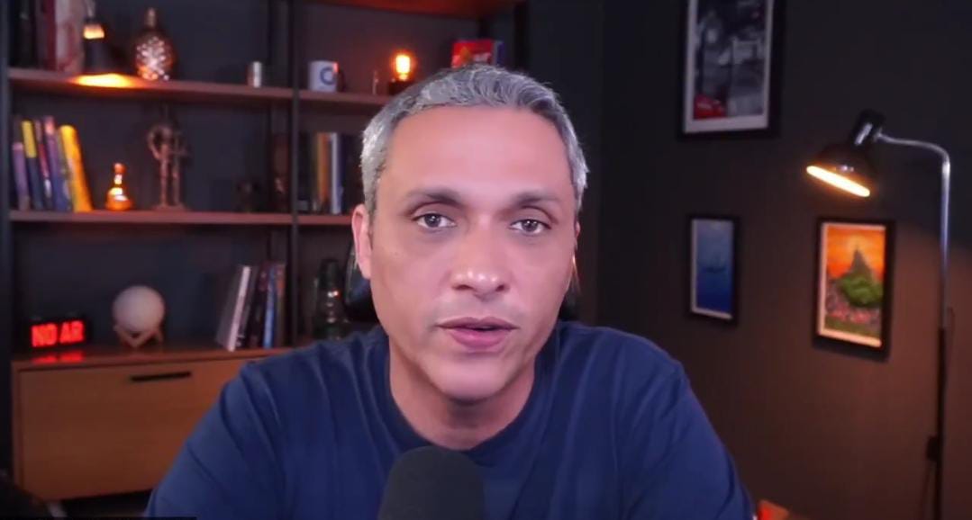 Bolsonarista celebra revés da Acadêmicos de Niterói e diz que Lula queimou largada